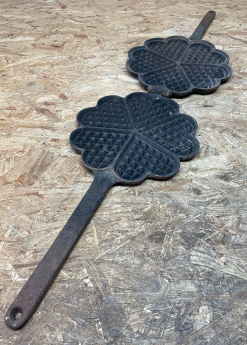 Altes waffeleisen gusseisen - waffeleisen,